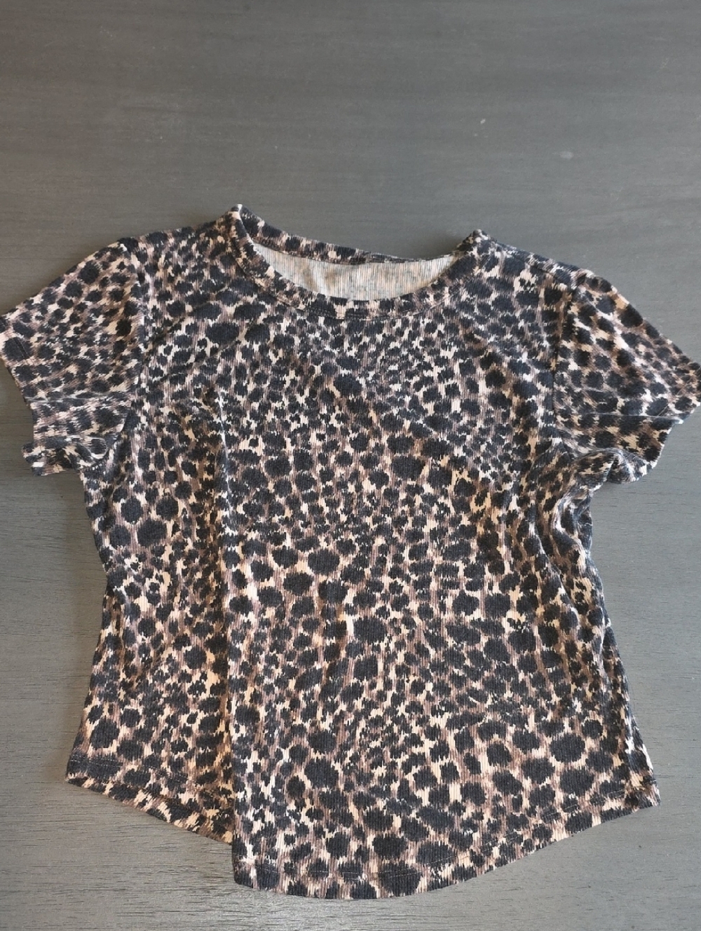 15 - Old Navy Leopard Print Short Sleeve Tee - Black & Brown